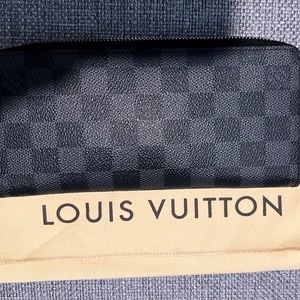 DAMIER GRAPHITE ZIPPY VERTICAL WALLET